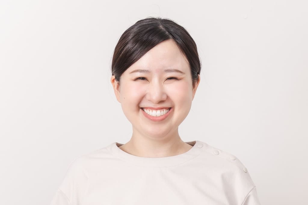 更谷 真耶